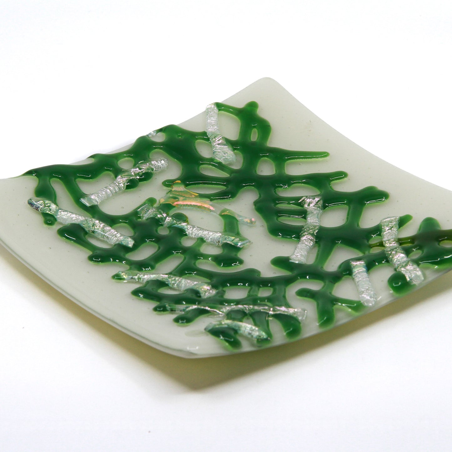 white plate with green stringers