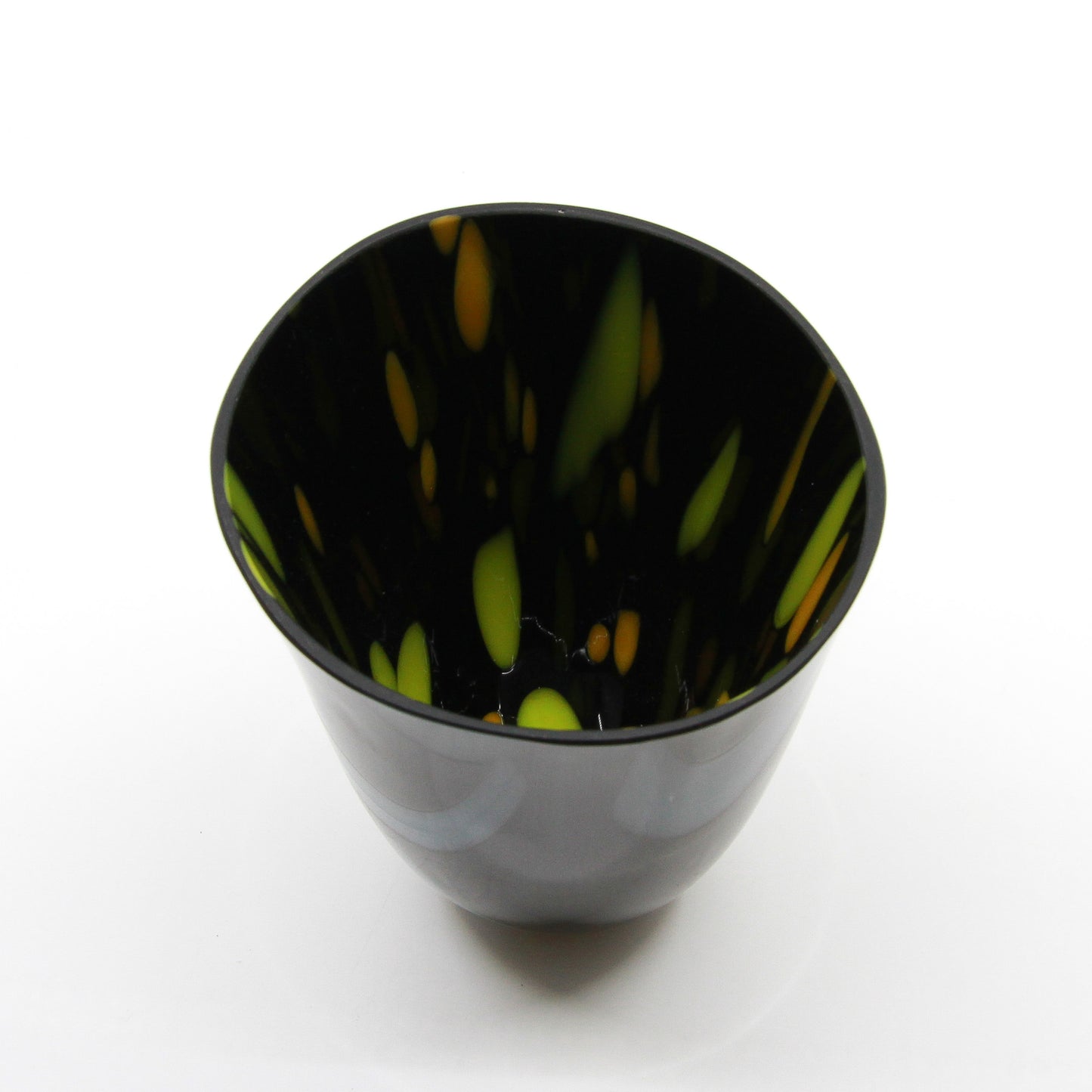black colour spotted vessel