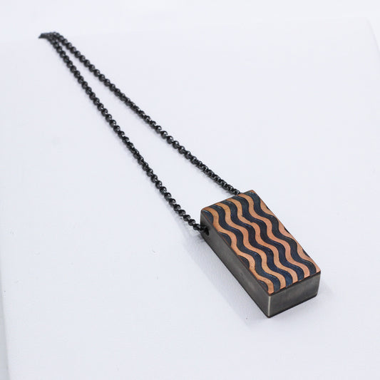 Cube wave necklace