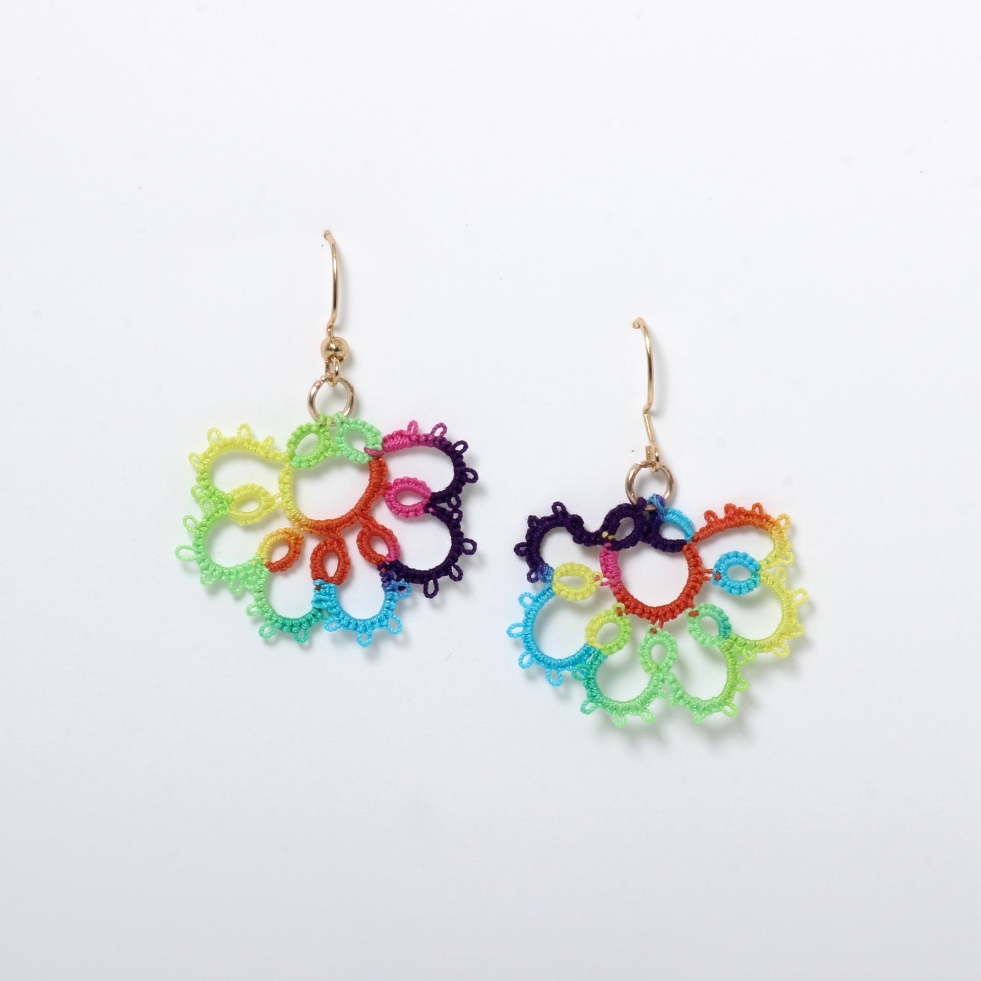 Tatted earrings: bright colours