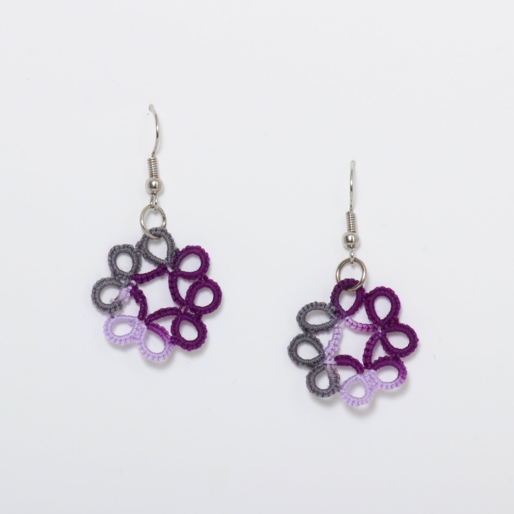Tatted earrings: lilac