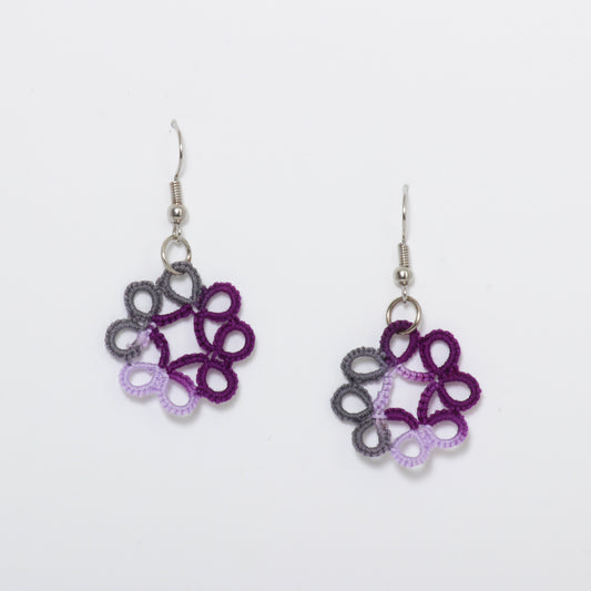 Tatted earrings: lilac