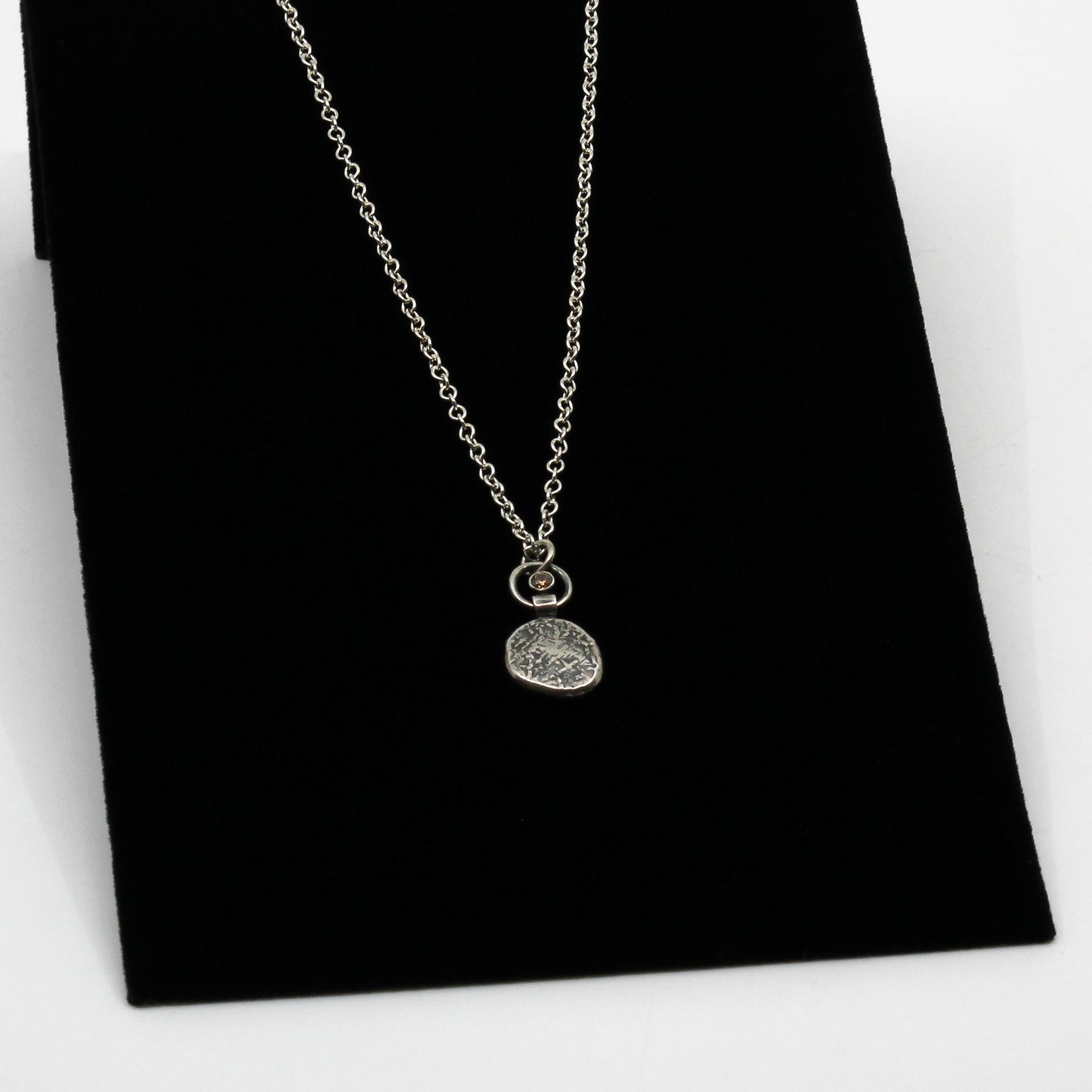 Textured stone with zirconia