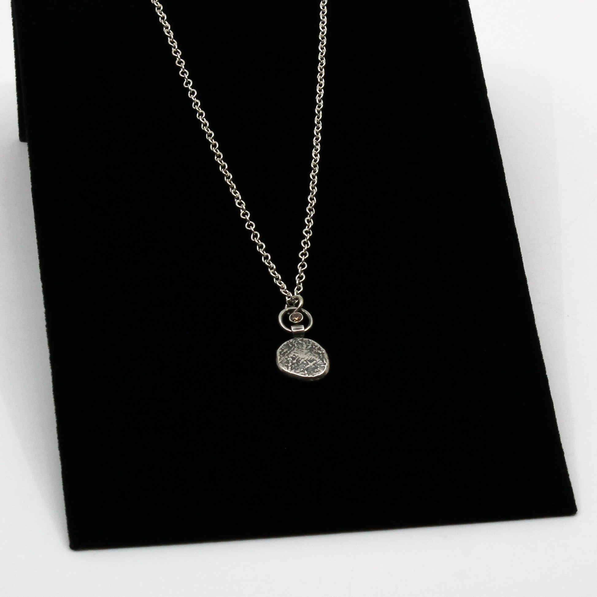 Textured stone with zirconia