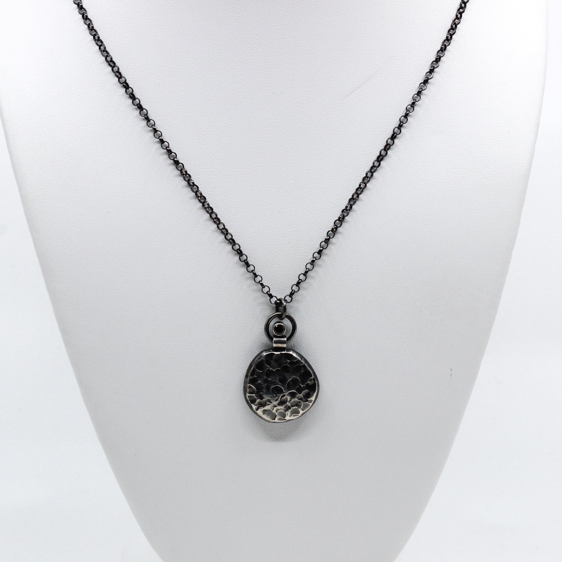 Textured pendant with zirconia