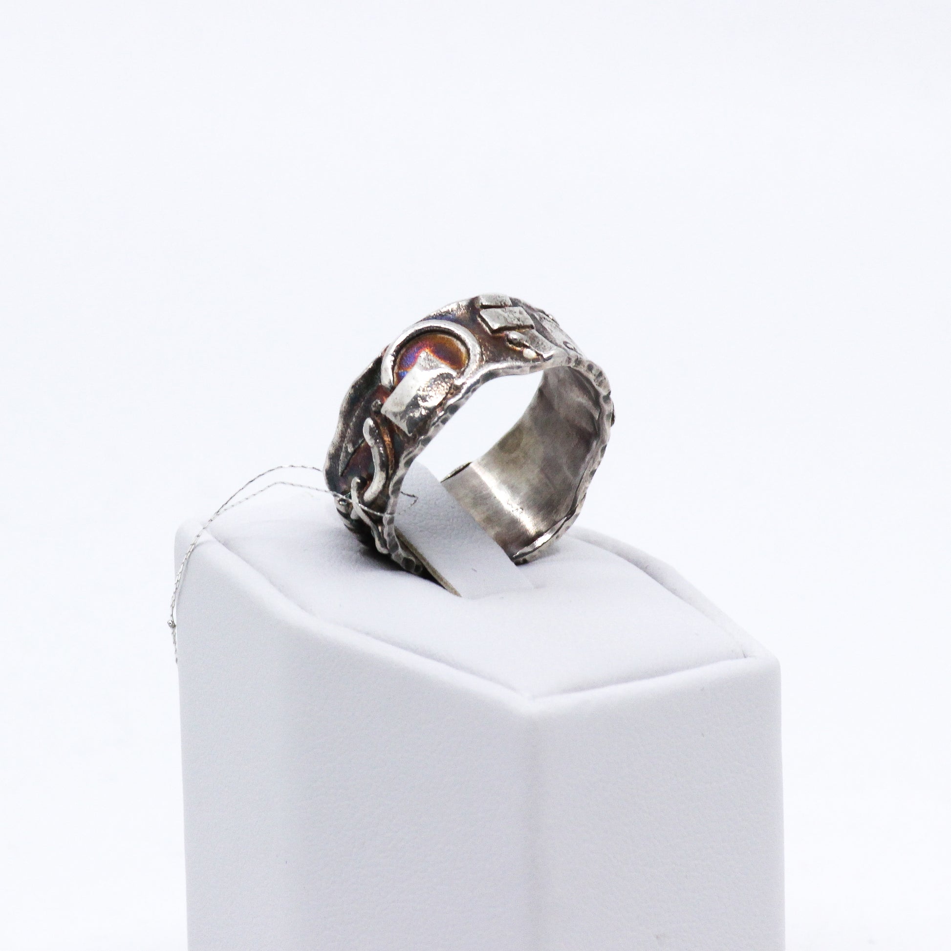 Chunky fused band ring