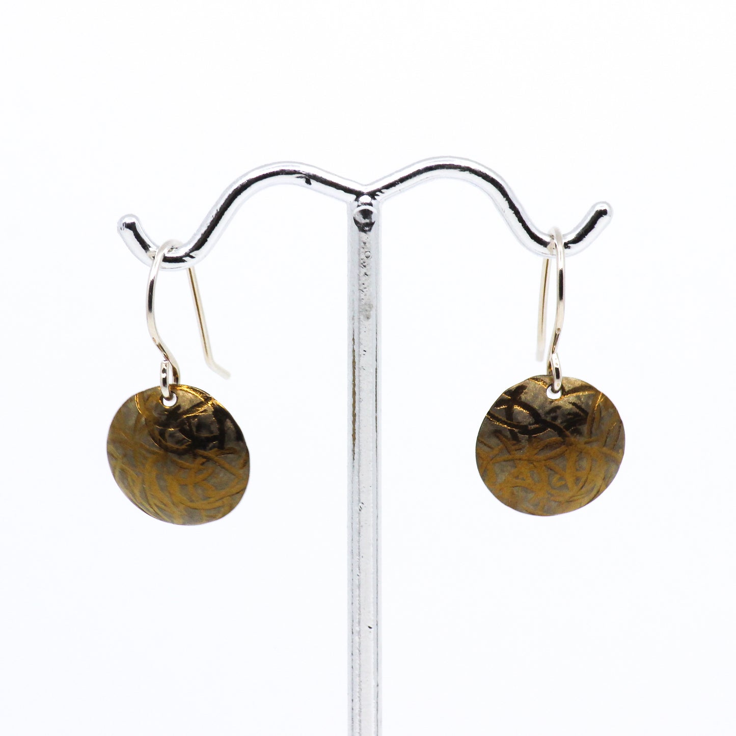 Round gold earrings