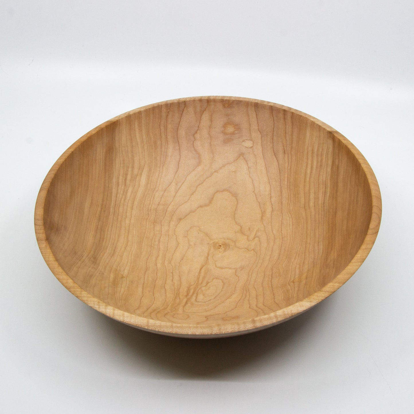 Wood ribbed salad bowl