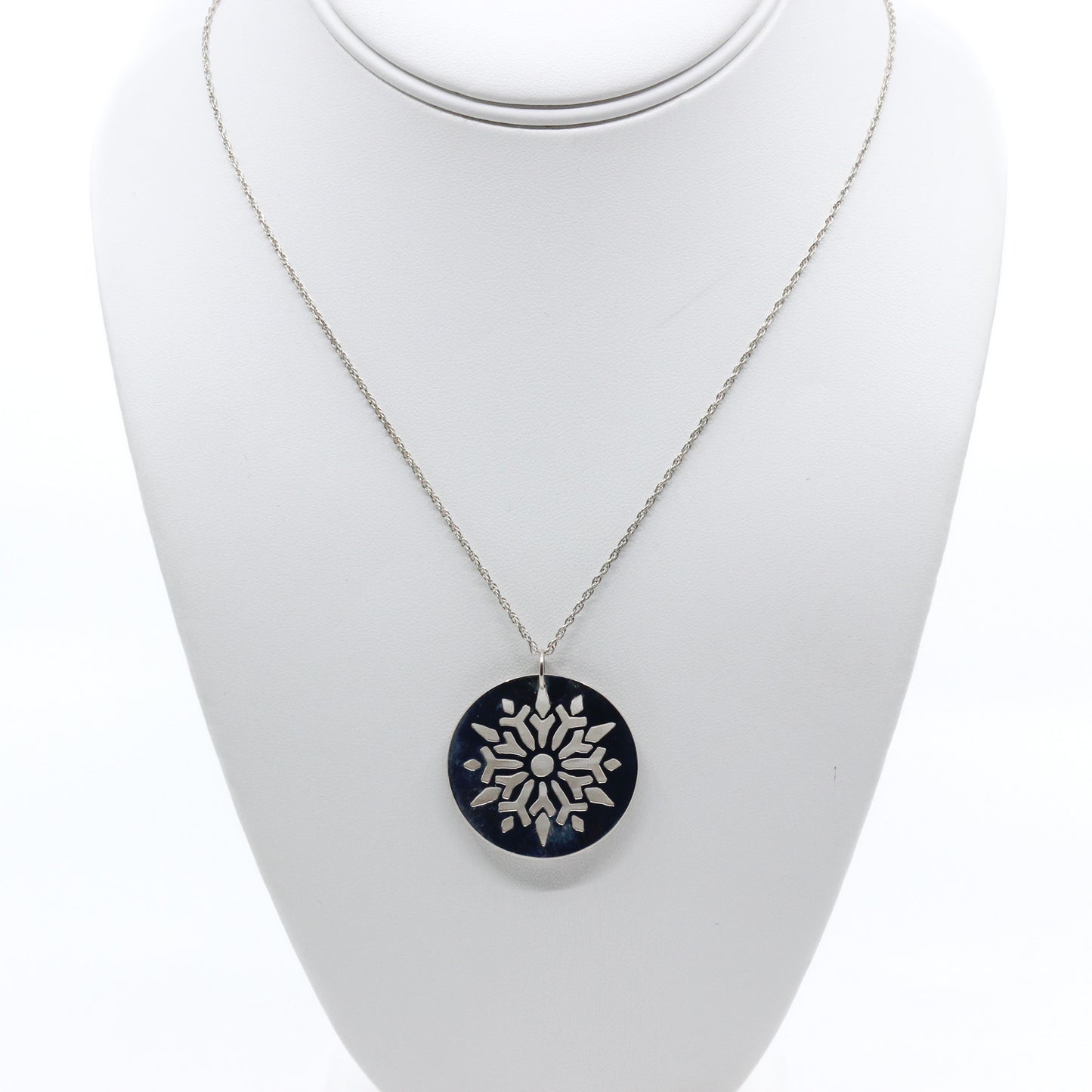 Round Snowflake Necklace