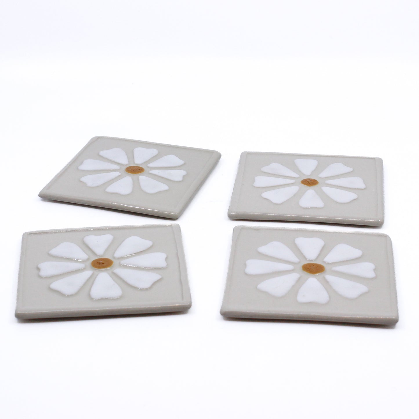 Daisy Tableware Collection