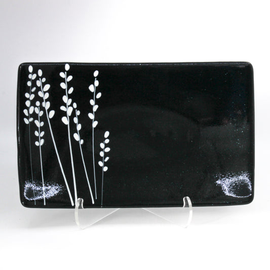 dark navy blue glass plate with wheat