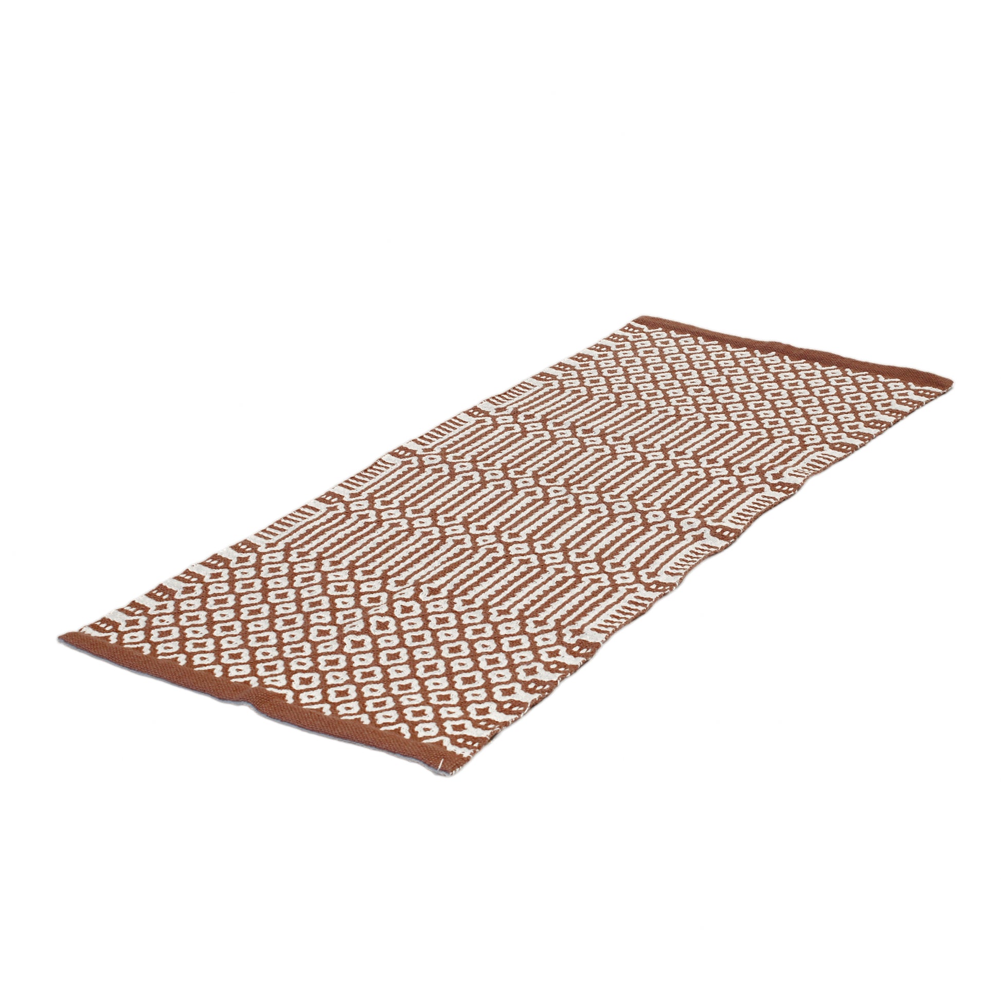 brown and white double weave table runner
