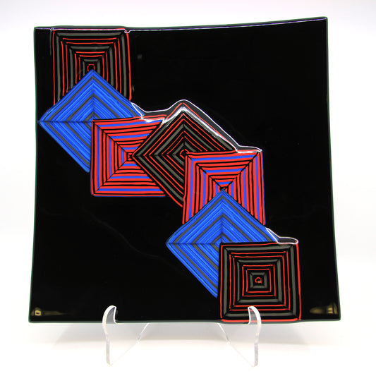 Black glass plate with blue and red squares