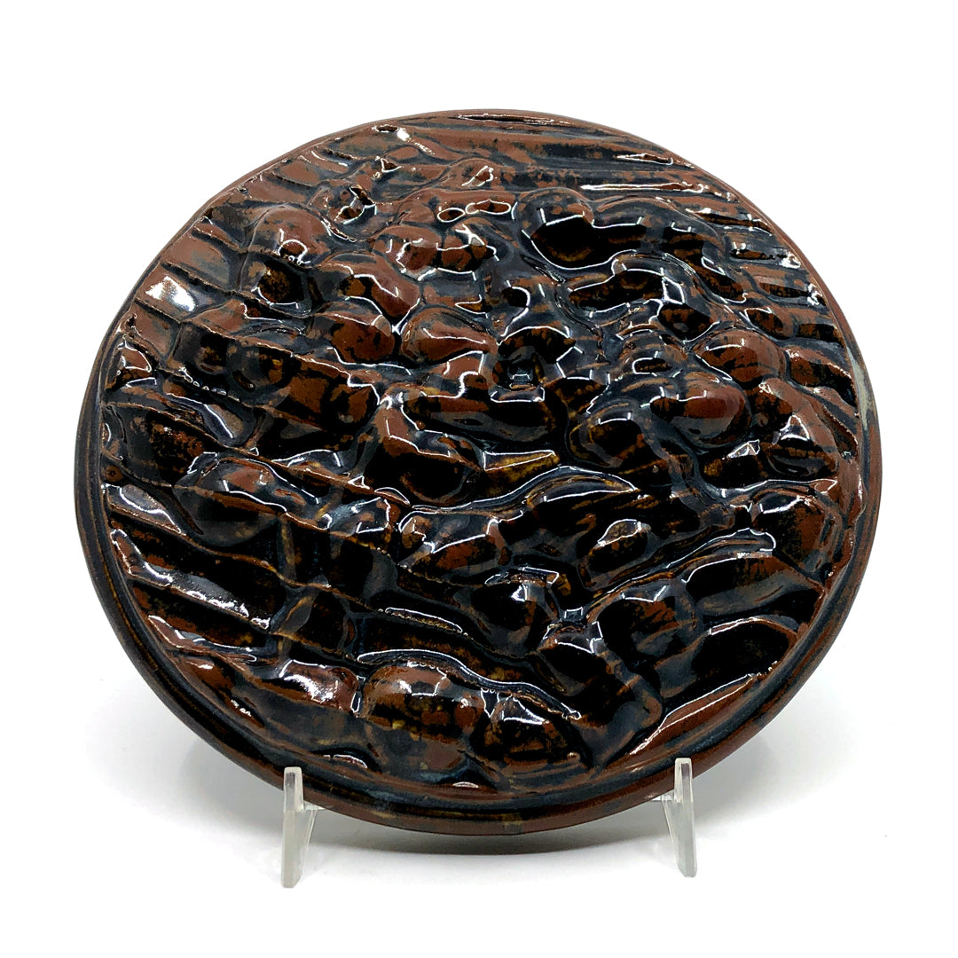 Textured ceramic lid