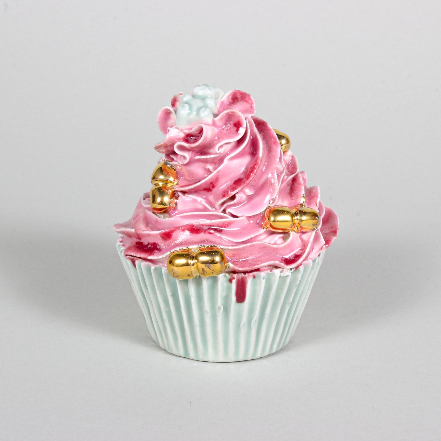 44. Medium Cupcake #10