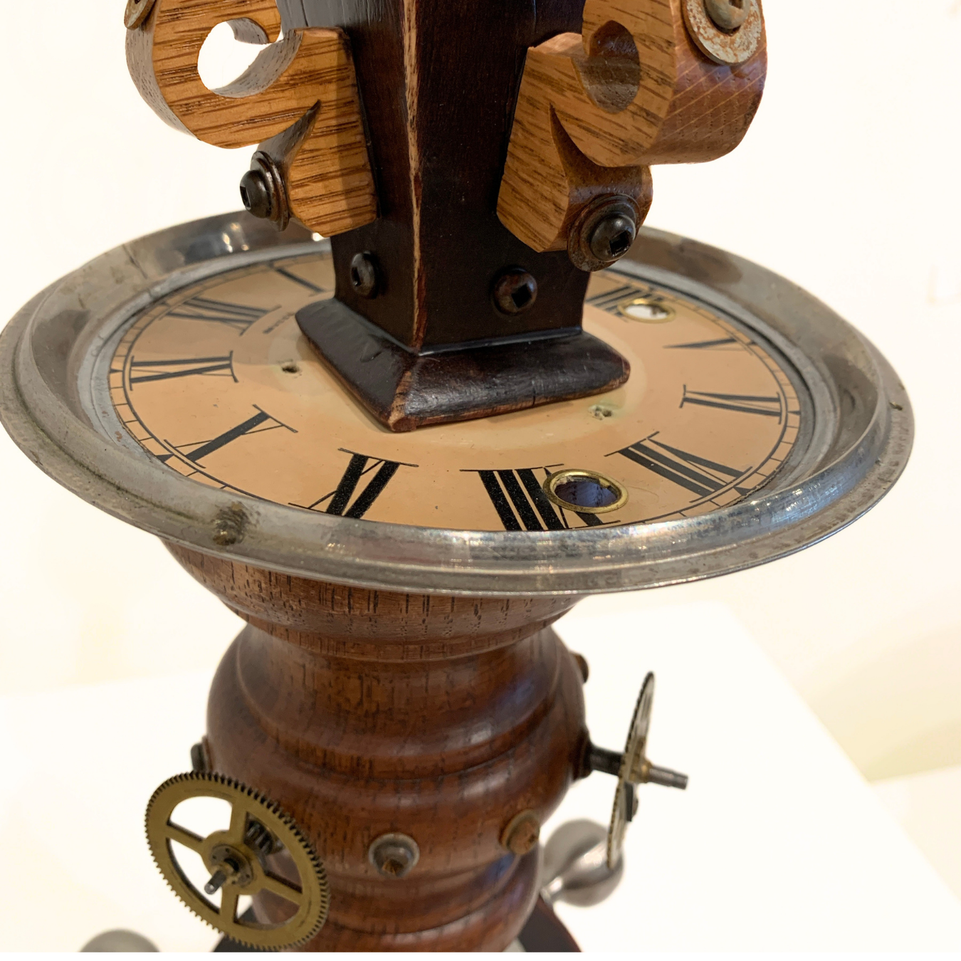 Throne/Cage2026 - Mixed media sculpture