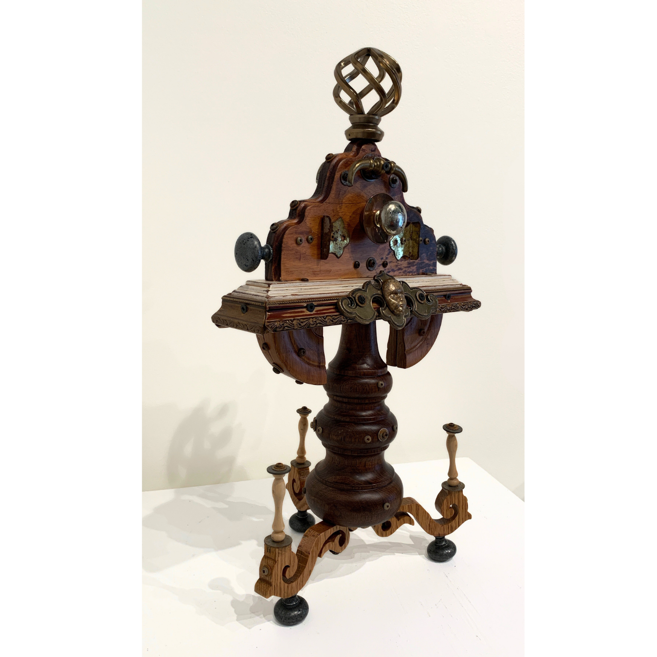 Untitled/titled/WhenEveryoneKnowsThatEveryoneKnows2026 - Mixed media sculpture