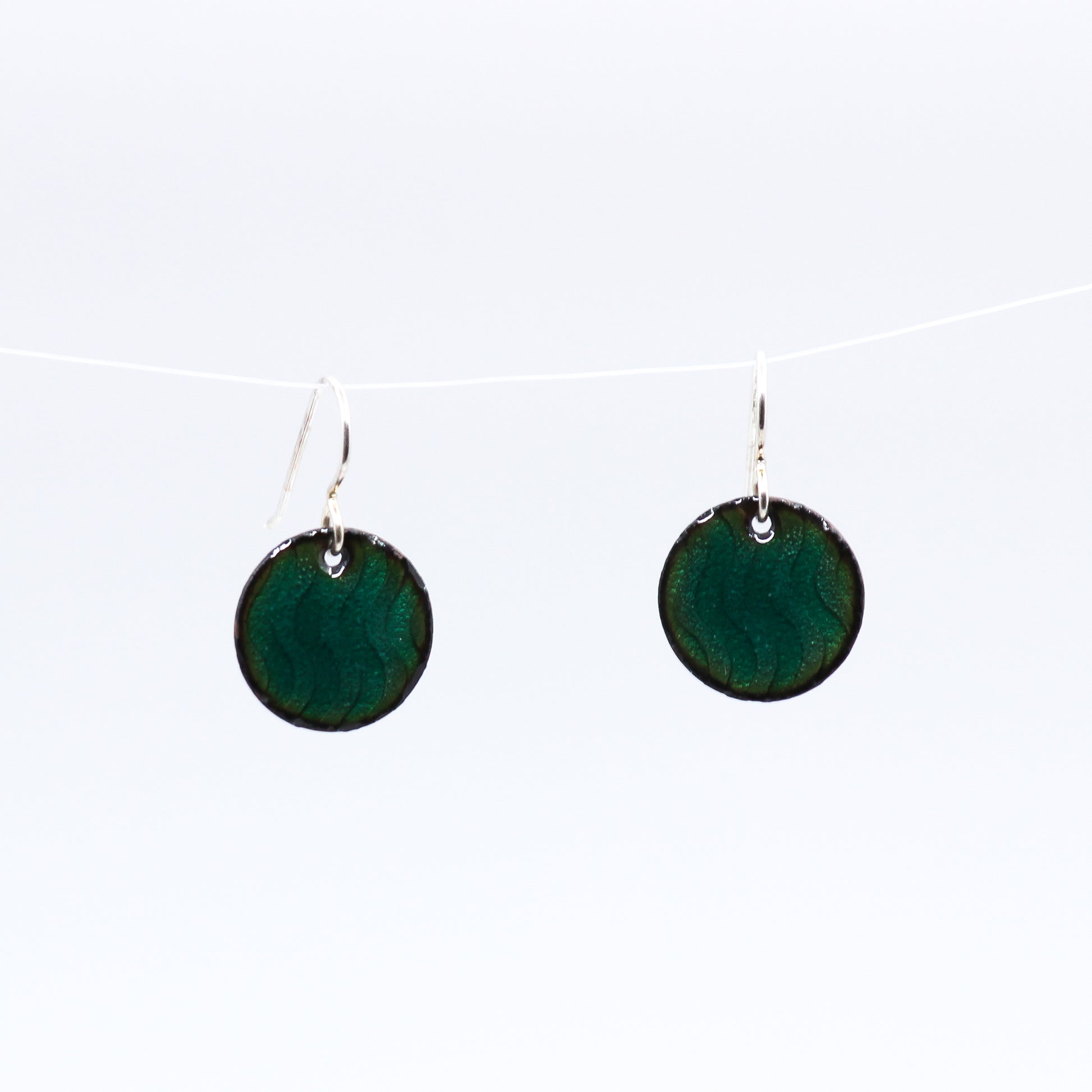 Green round earrings