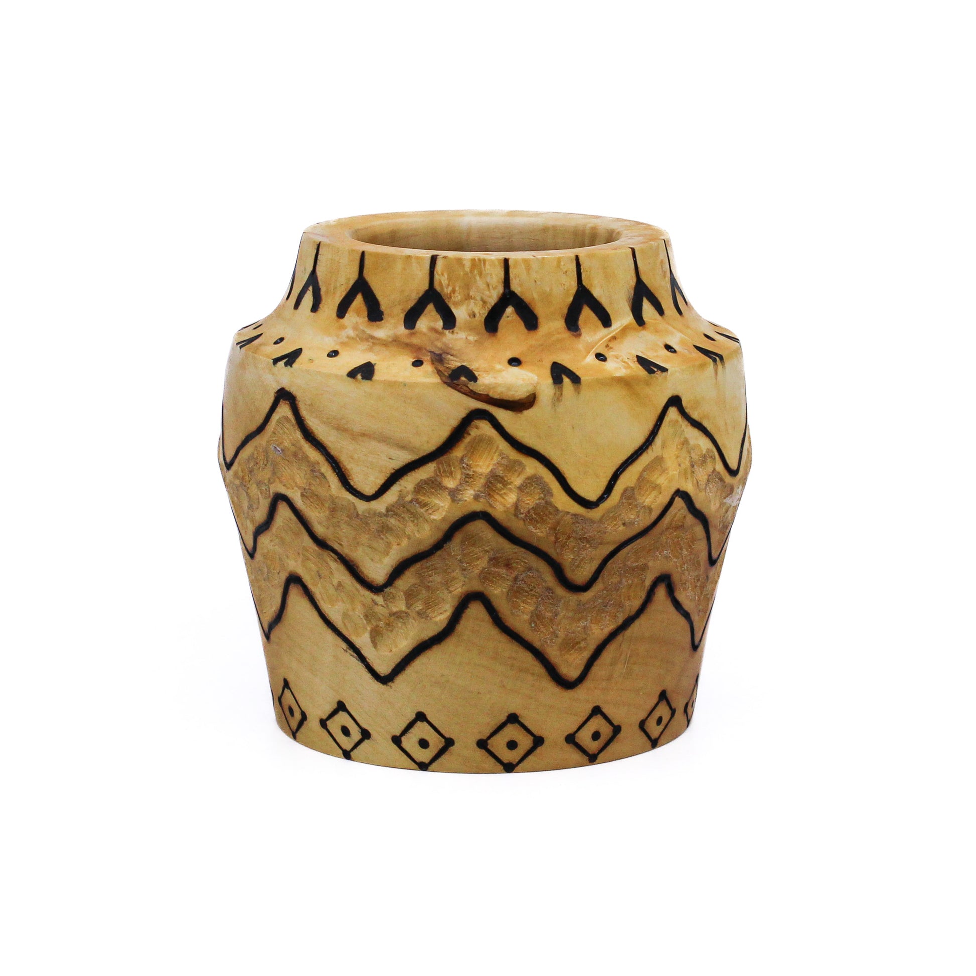 Wood vase with pattern and carving 