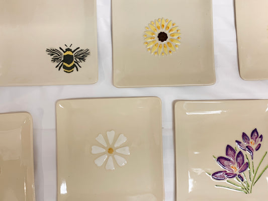 Robertson Pottery Dinner Plates