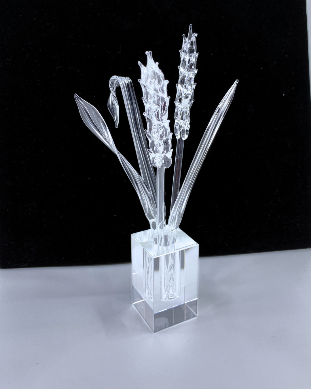 Wheat and Grass Vase - Glass figurine