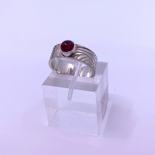 Ring- Red-Black Wasser Glass