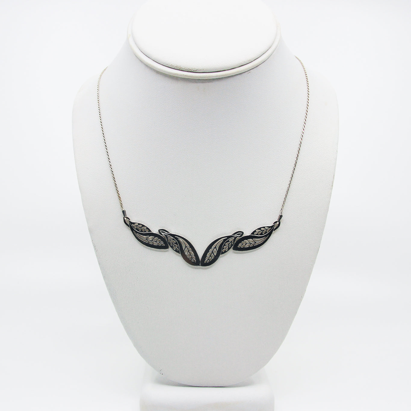 silver paisley leaf necklace 