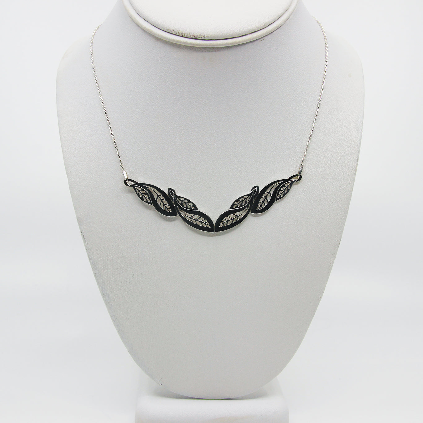 silver paisley leaf necklace 