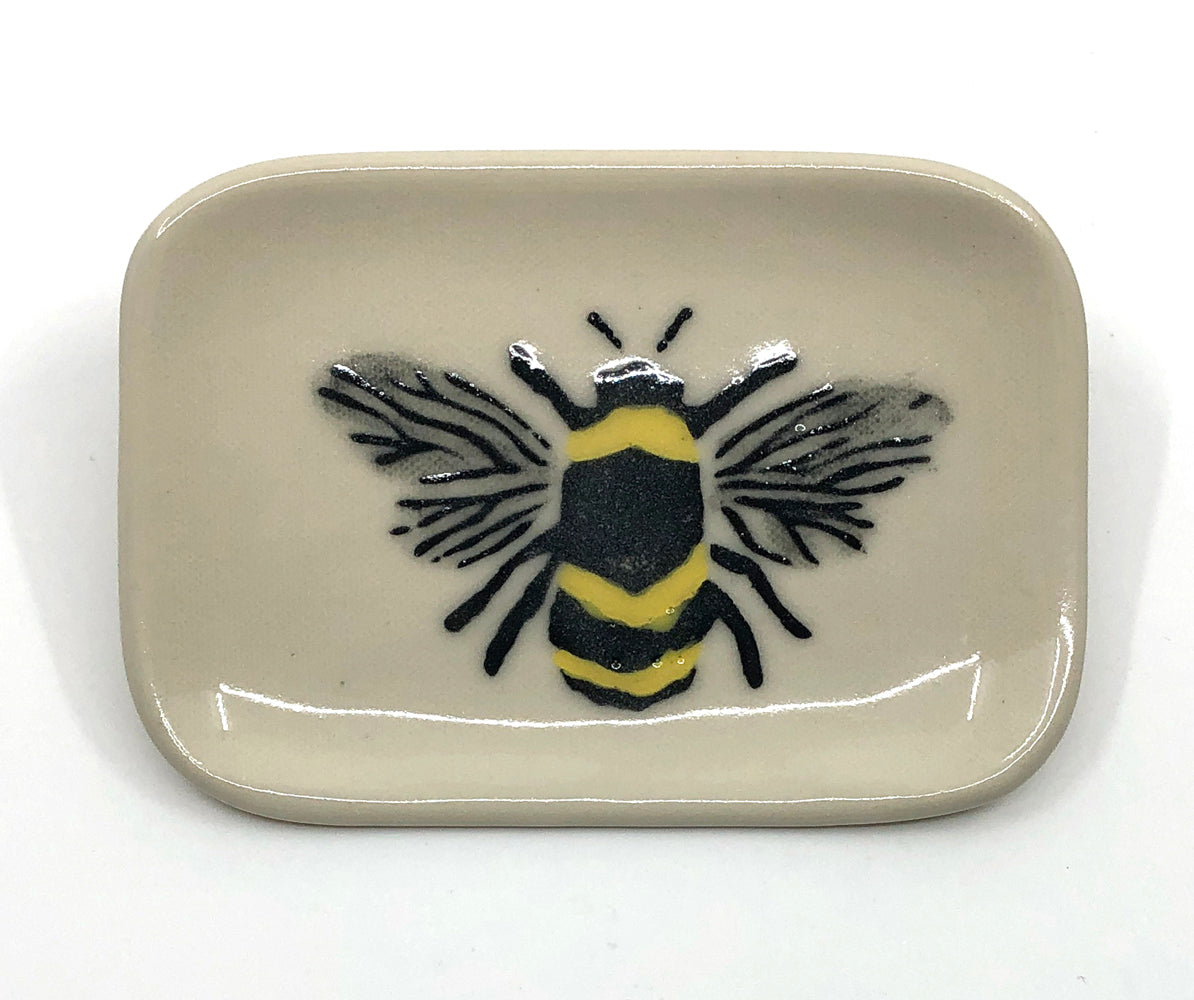 Bee clay soap dish